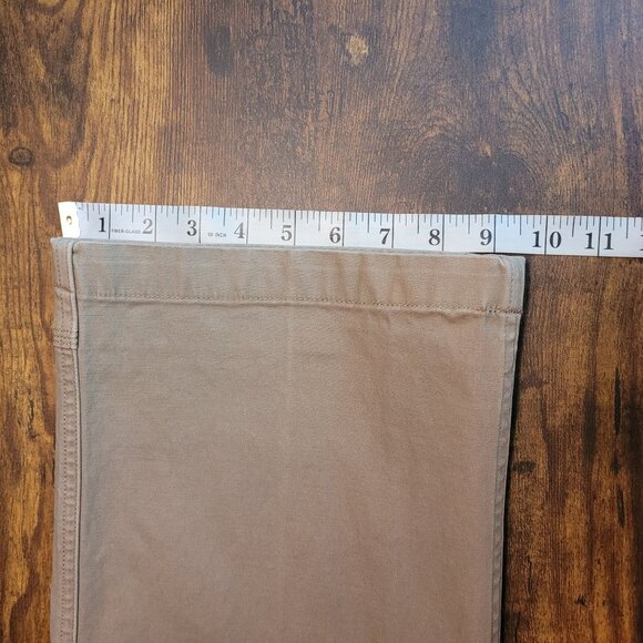 Duluth Trading Co Khakis Mens 40x32 Measures 40x31 Flex Ballroom Relaxed Fit - Picture 12 of 12